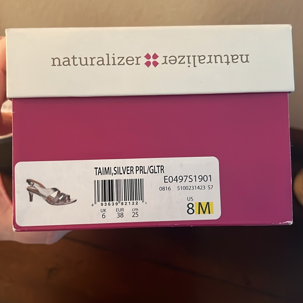 Naturalizer Silver Taimi Strappy Dress Shoes - Picture 7 of 9